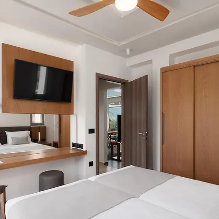 Agrielia Villas, Featuring Heated Whirlpool, By Thinkvilla Willa
